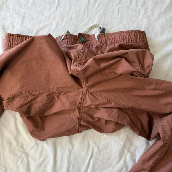 Vuori Rust Ripstop Jogger Pants XL Men’s Elastic Waist Drawstring Travel Outdoor - Picture 11 of 14